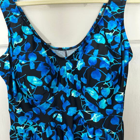 Azul Swimsuit Womens 22W Blue Black Floral Tankini One‎ Piece Padded Beach - Picture 3 of 7